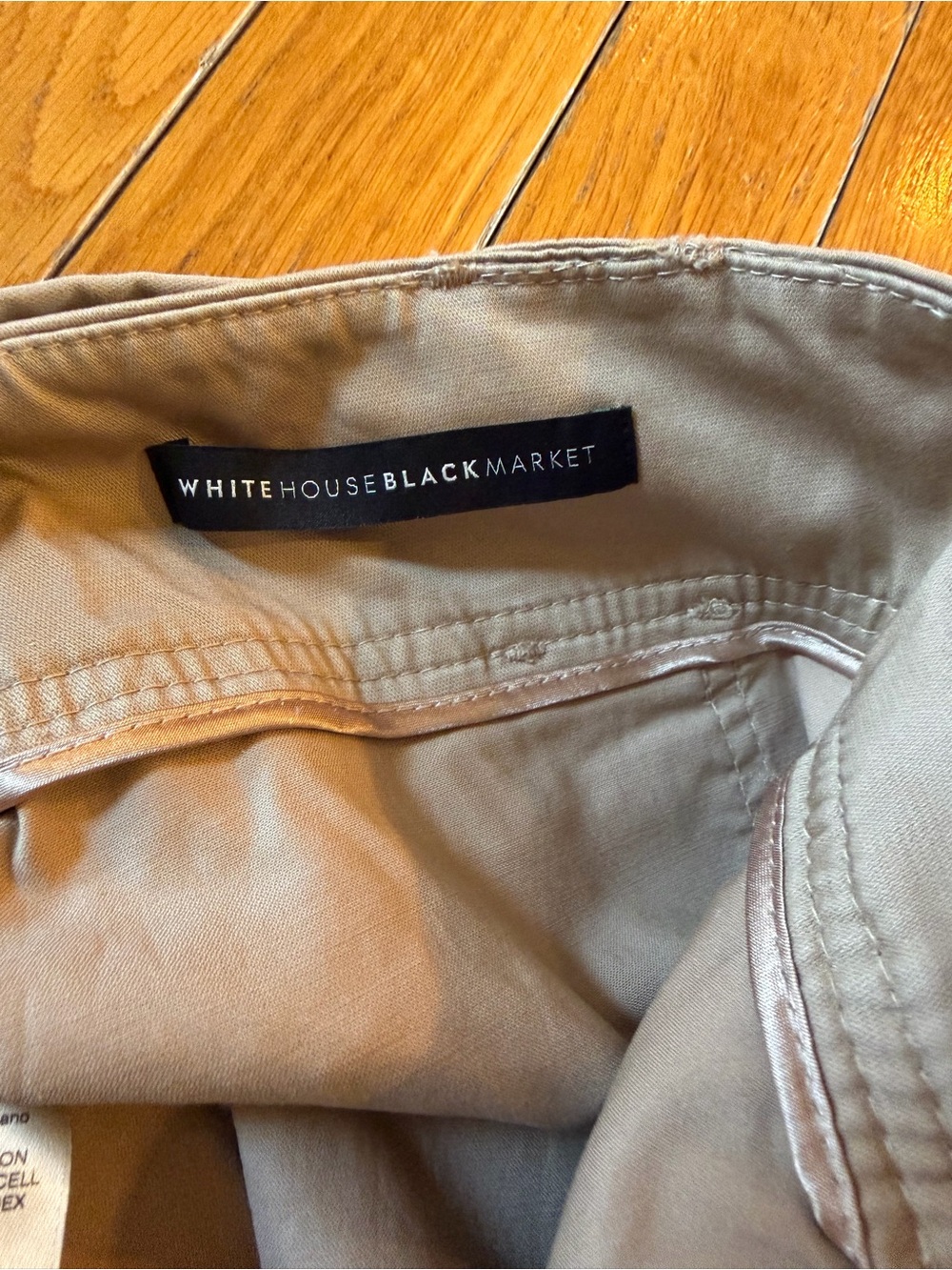 NEW White House Black Market High-Waist Tie-Belt 4" Shorts Womens Sz 2 Tan Beige - Picture 4 of 6